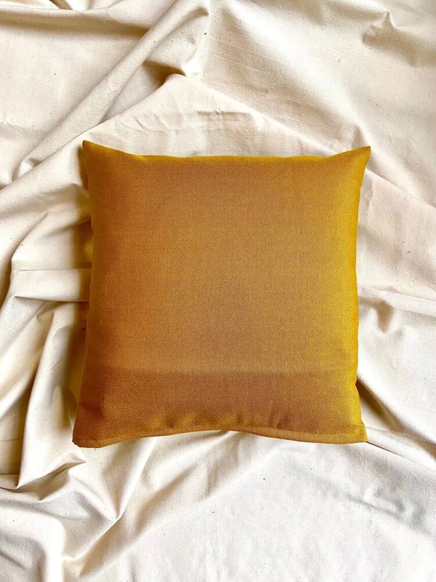 Yellow cotton piqué cushion 40 cm