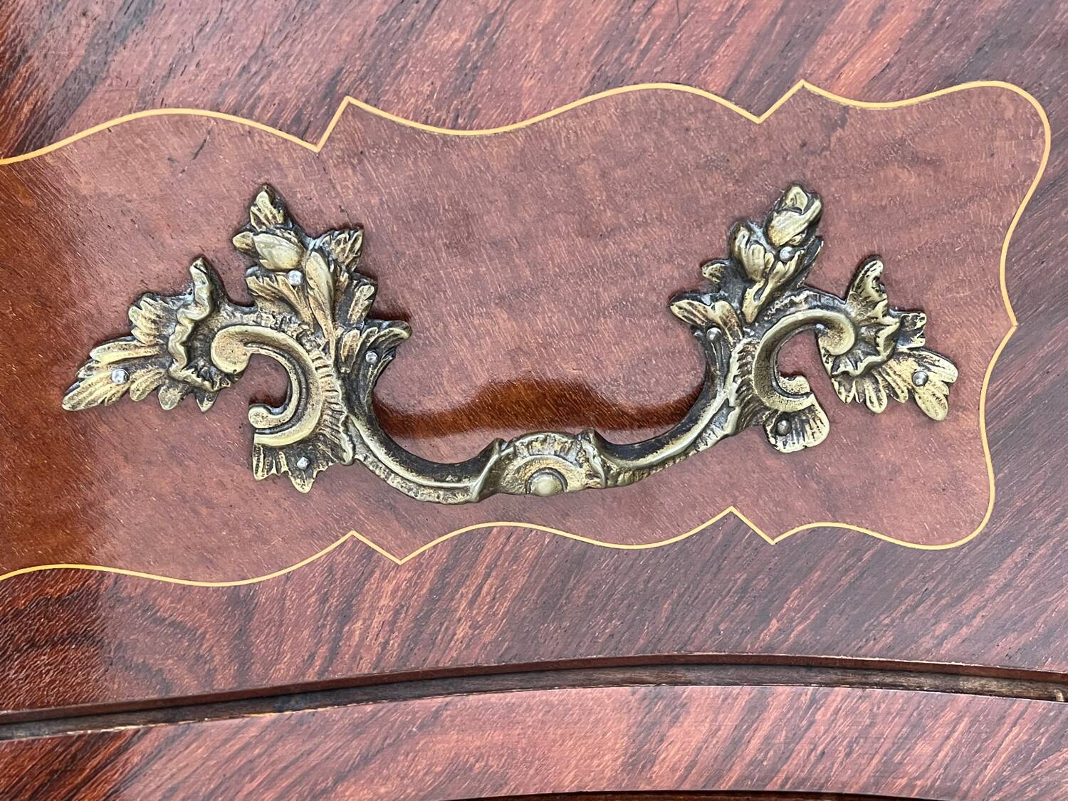 Louis XV chest of drawers