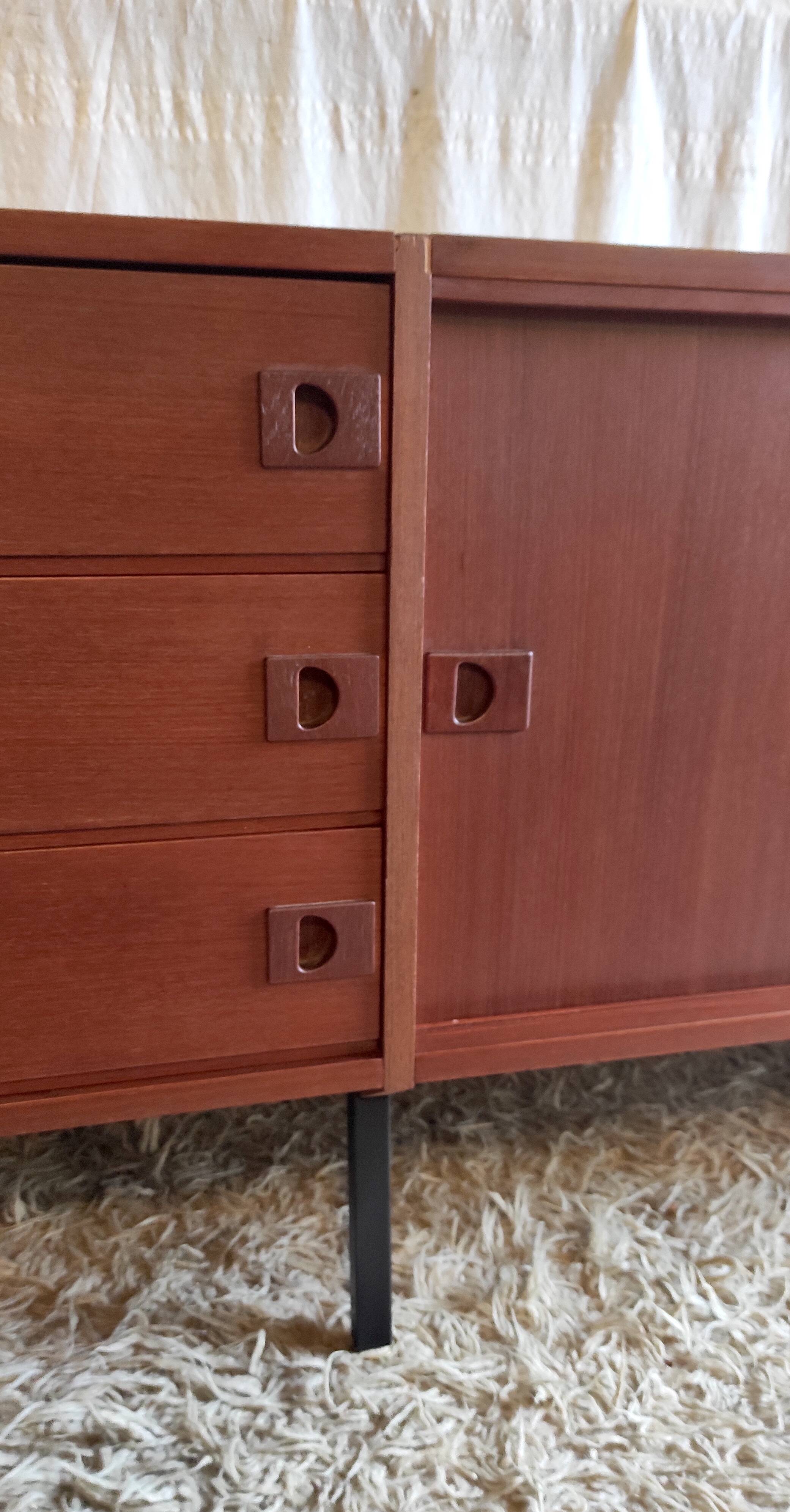 Enfilade moderniste en teck par René-Jean Caillette - années 50/60