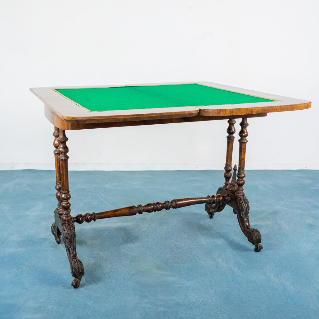 Table table poker and ancient writing root walnut intarsio 19th century