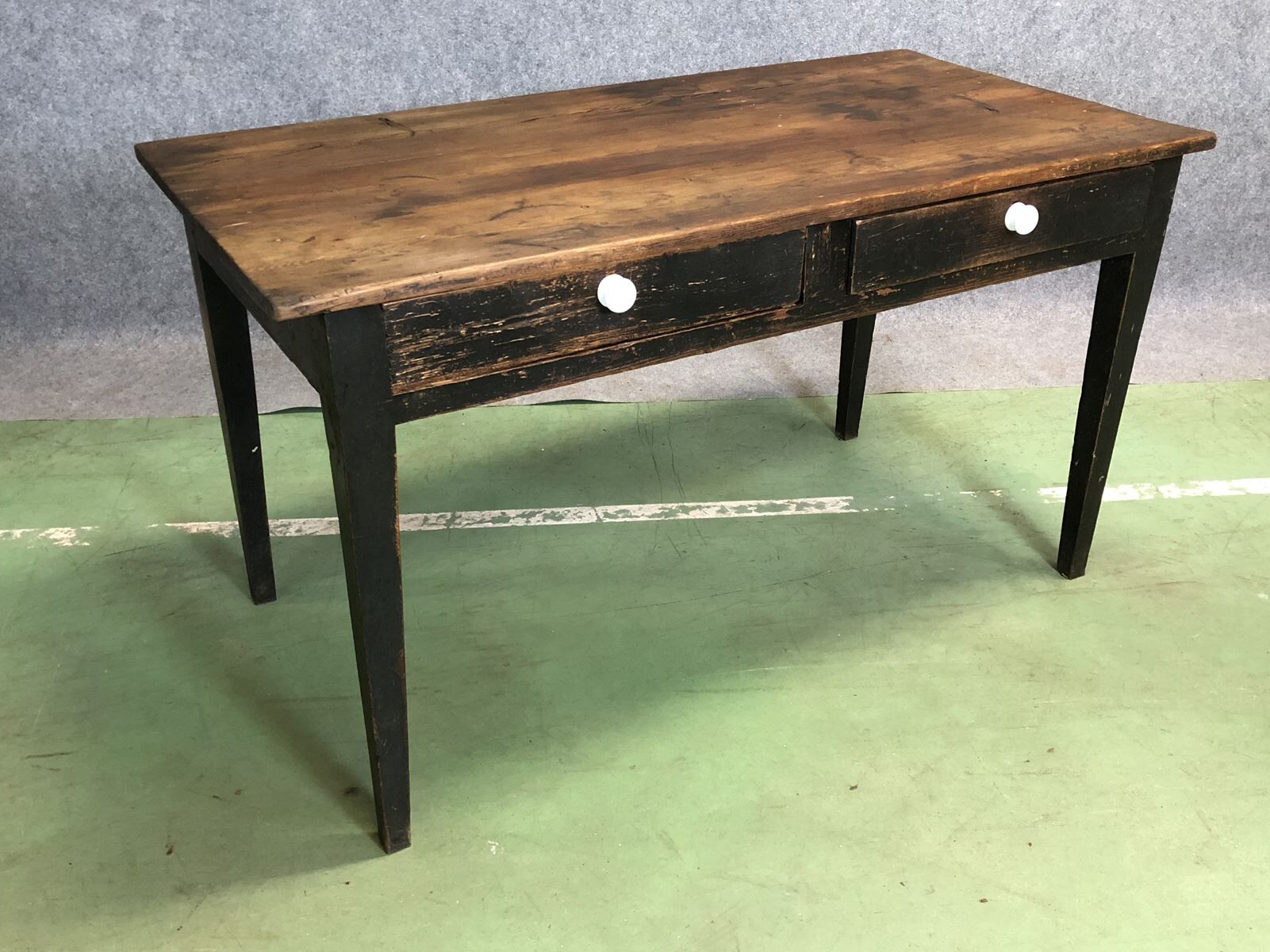 Desk in tree late 19th