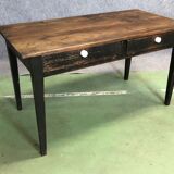 Desk in tree late 19th