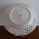 Ancienne assiette ajourée faience  Meissen décor oignons bleus XIX ème