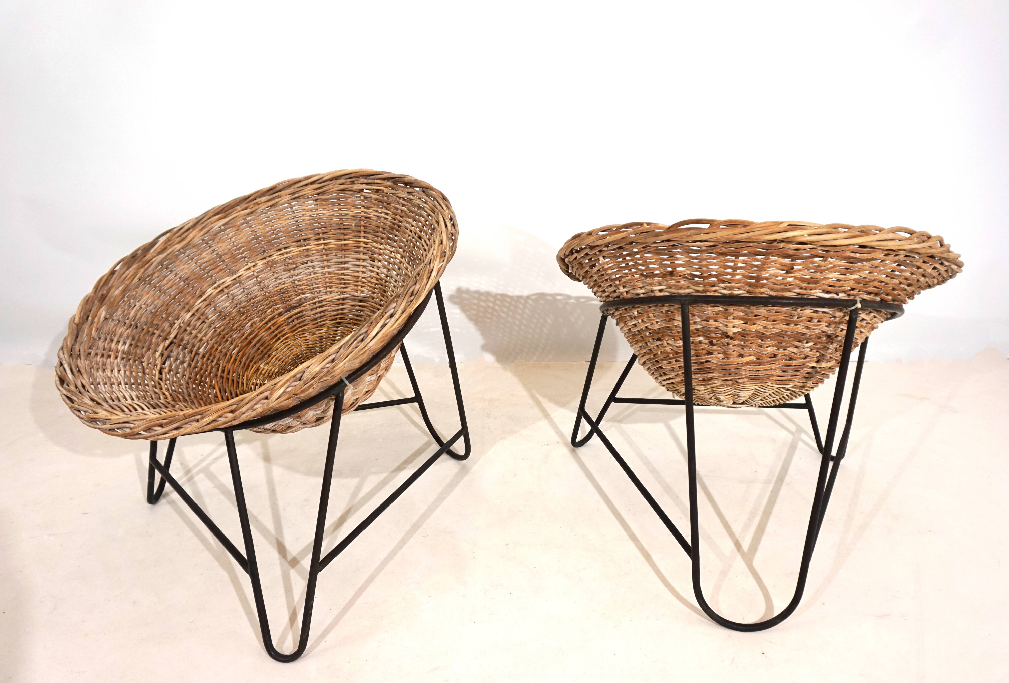 Set of 2 wicker pod chairs from the 60s