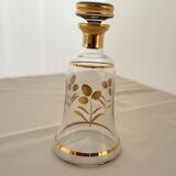 Liqueur service, 1 carafe & 6 small glasses, golden floral decoration.