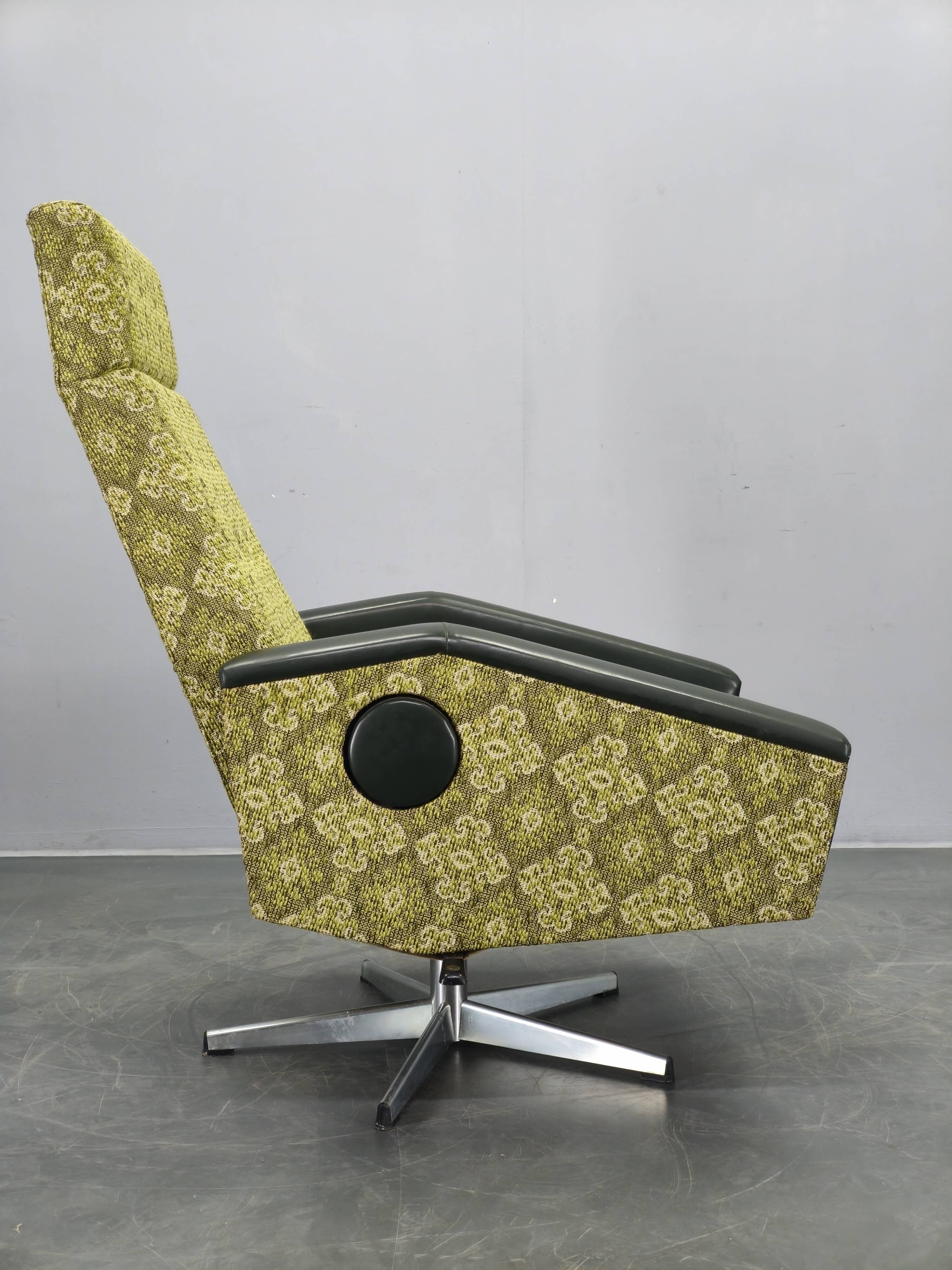 Czechoslovak Mid-Century Reclining Armchair, 1970s