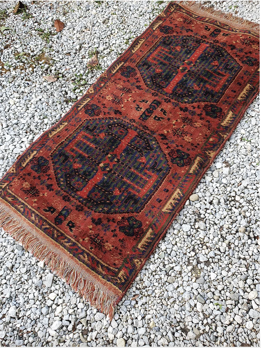Pure wool rug 137x66cm