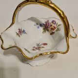 Porcelain basket