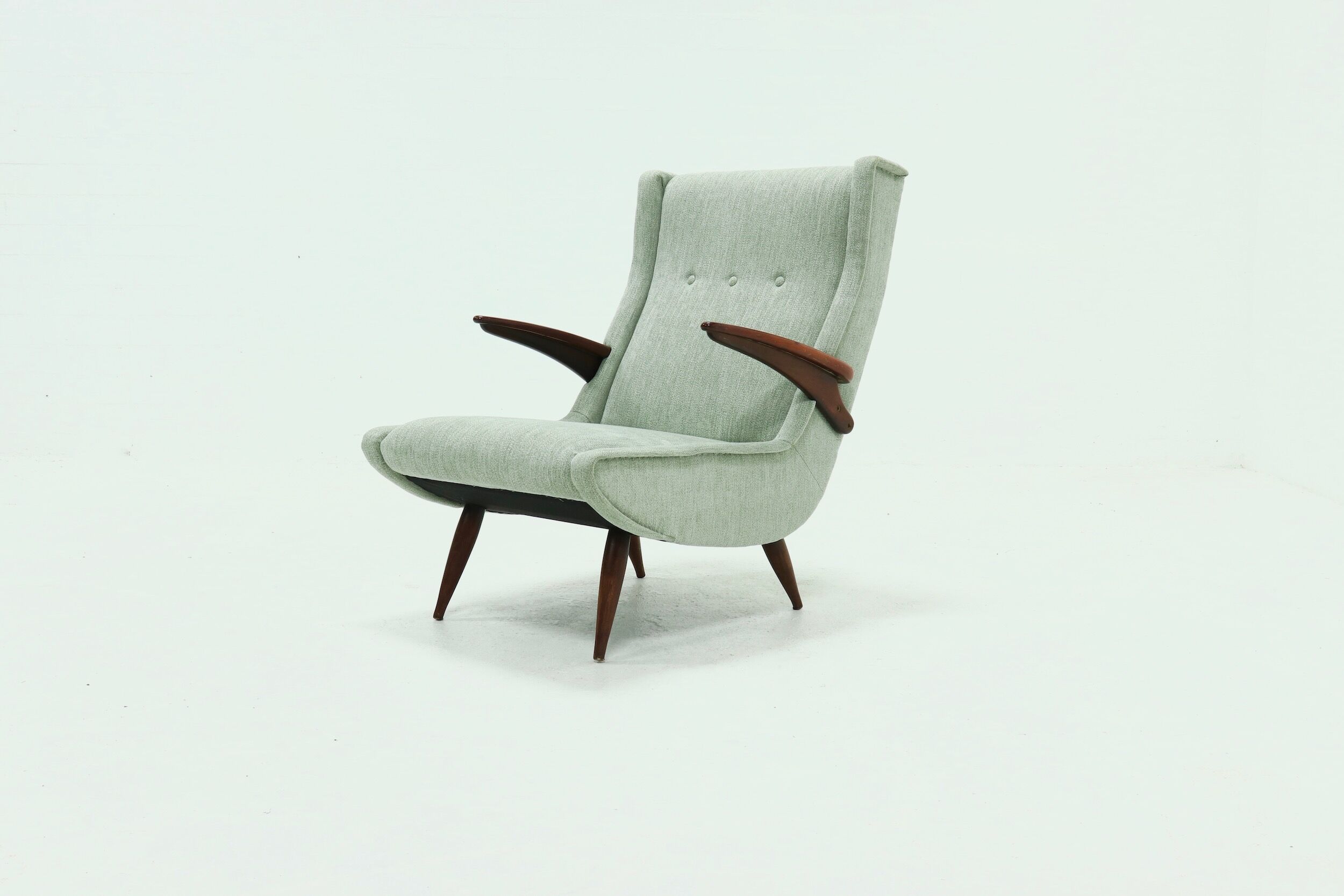 Italian armchair from the 1960s