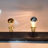 Applique 4 lumières orientables en métal noir et douilles en laiton doré