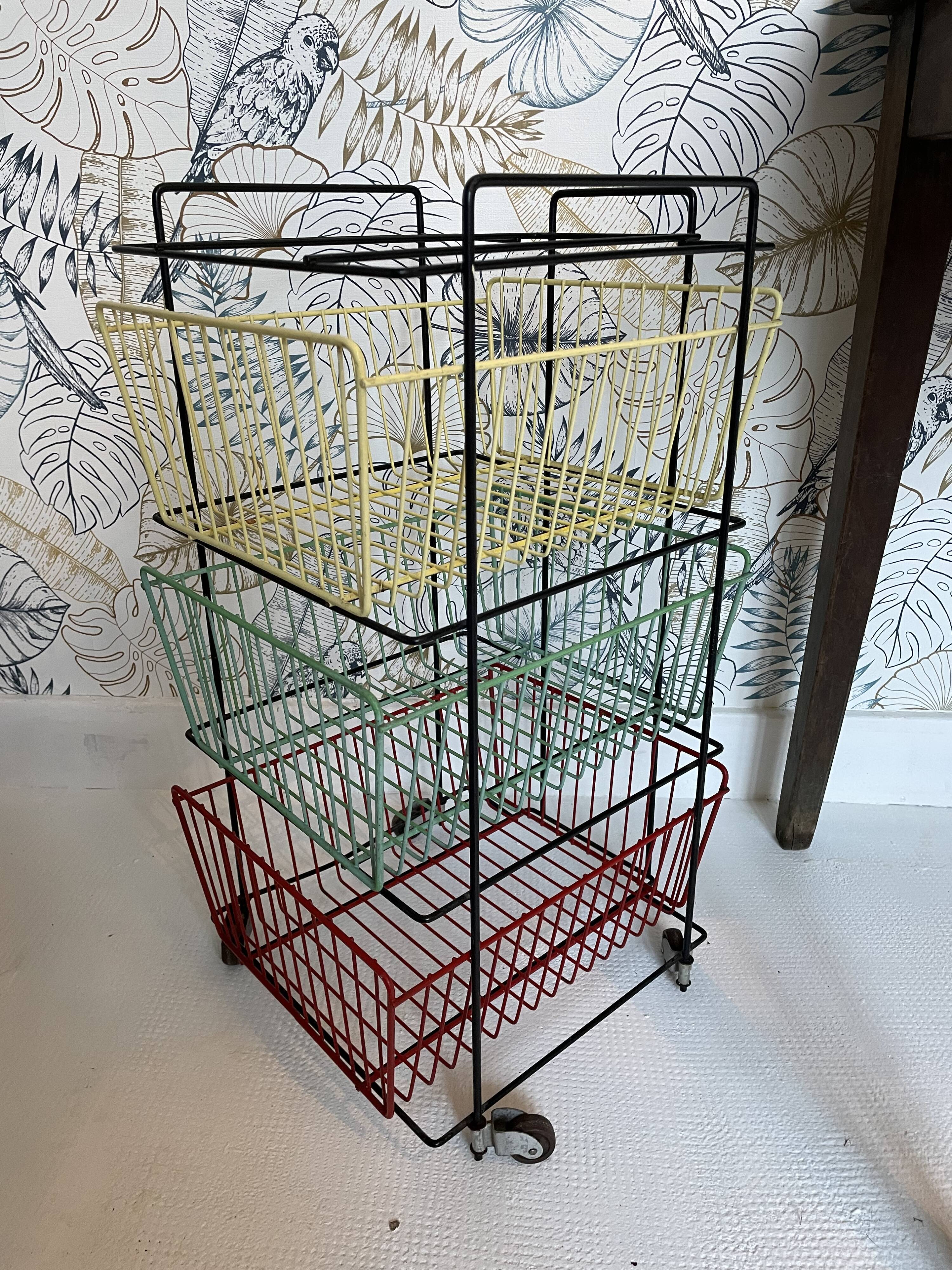 Fruit & vegetable locker