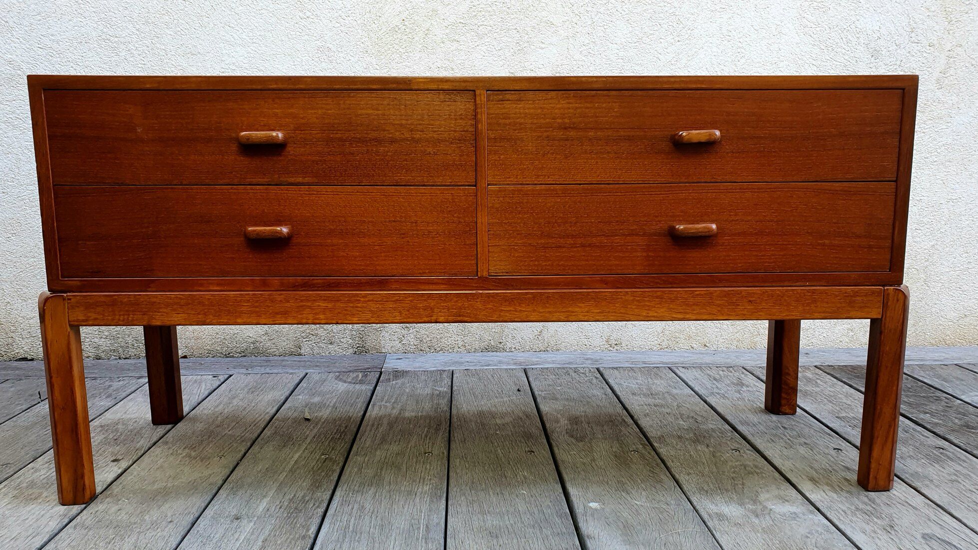 Danish bass dresser teck aksel kjersgaard odder