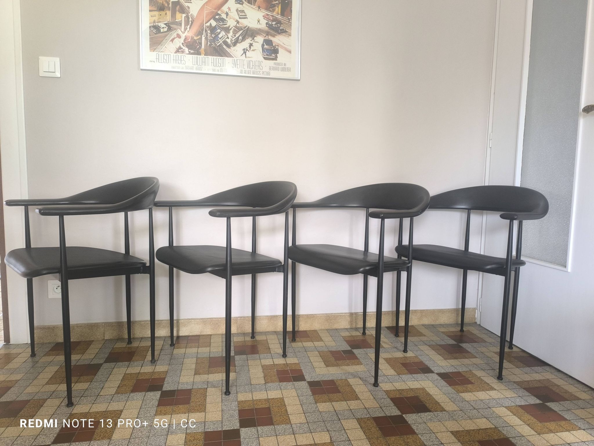 P40 fasem chairs by giancarlo vegni & gianfranco gualtierotti