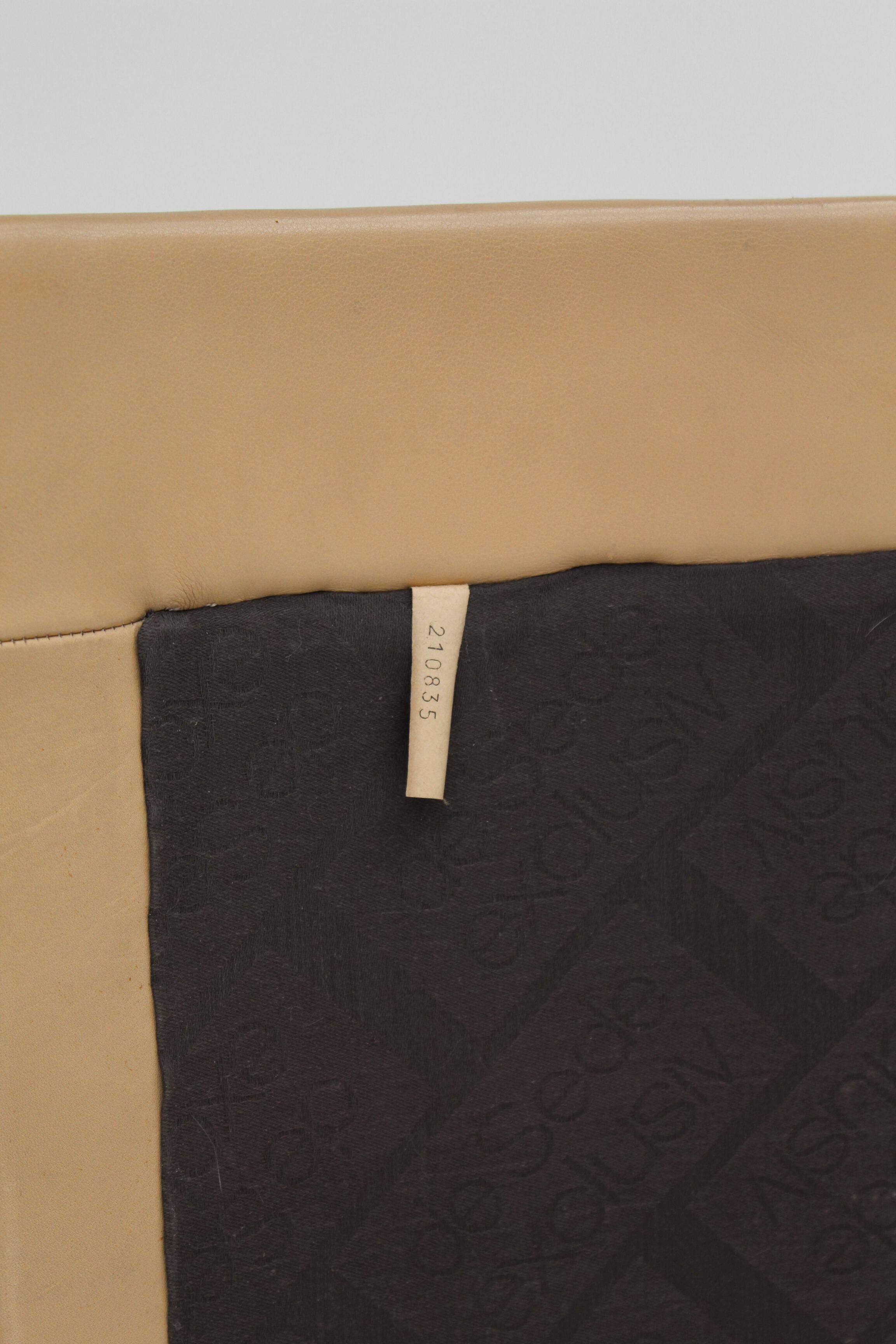 Vintage DS-800 “Biscuit” sofa by De Sede – beige leather 1970s