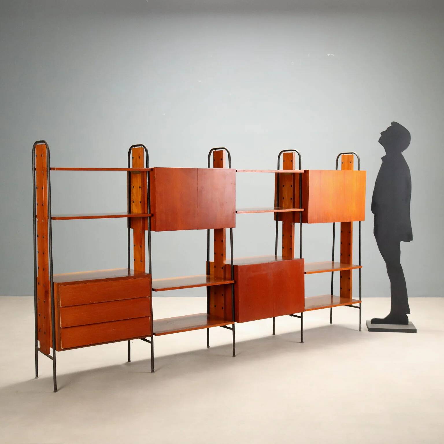 Bibliothèque vintage des années 1960