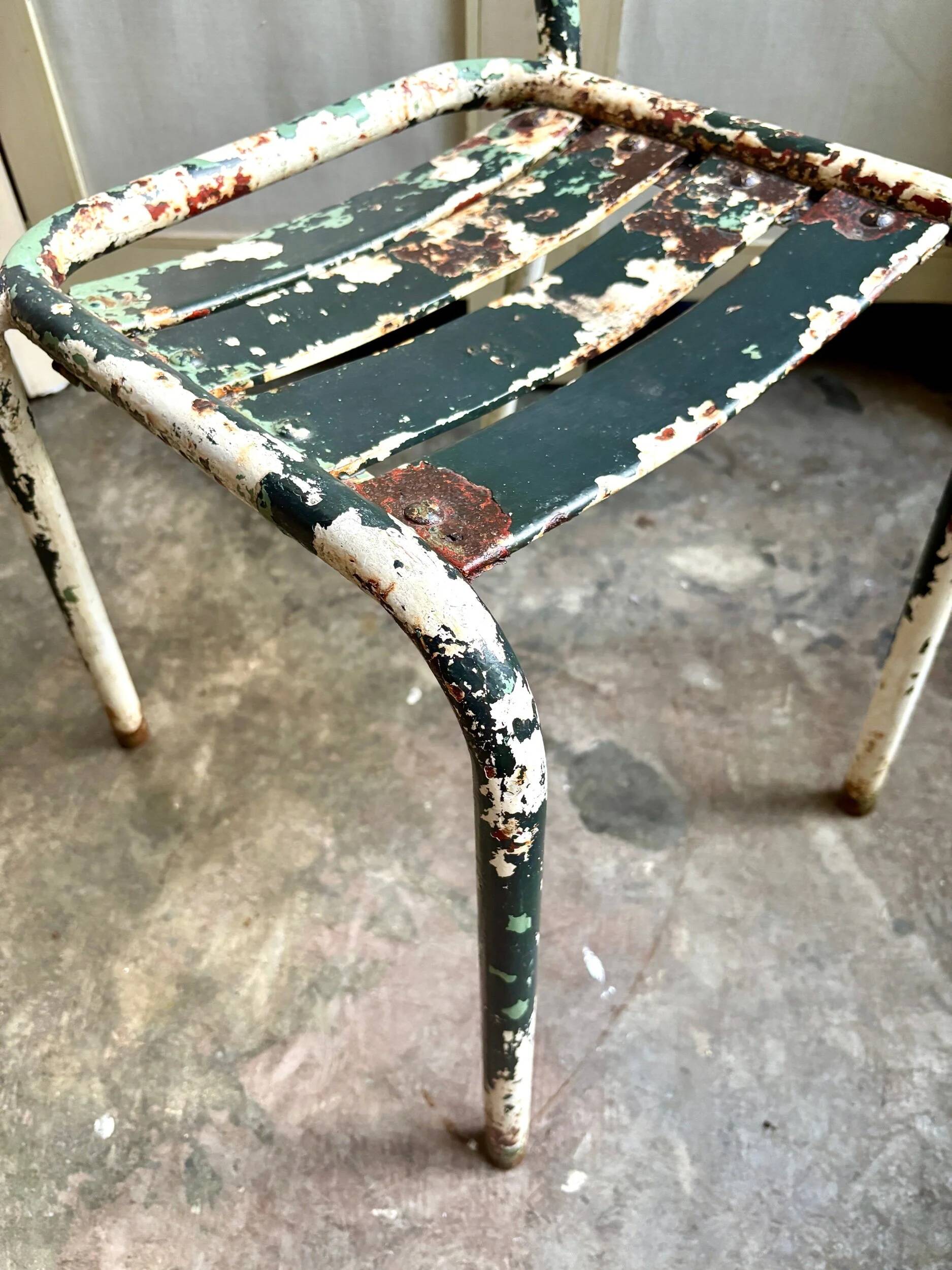 Chaise de jardin Tolix en métal vert n°4