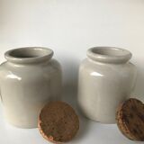 2 pots of varnished sandstone Lab Lagny