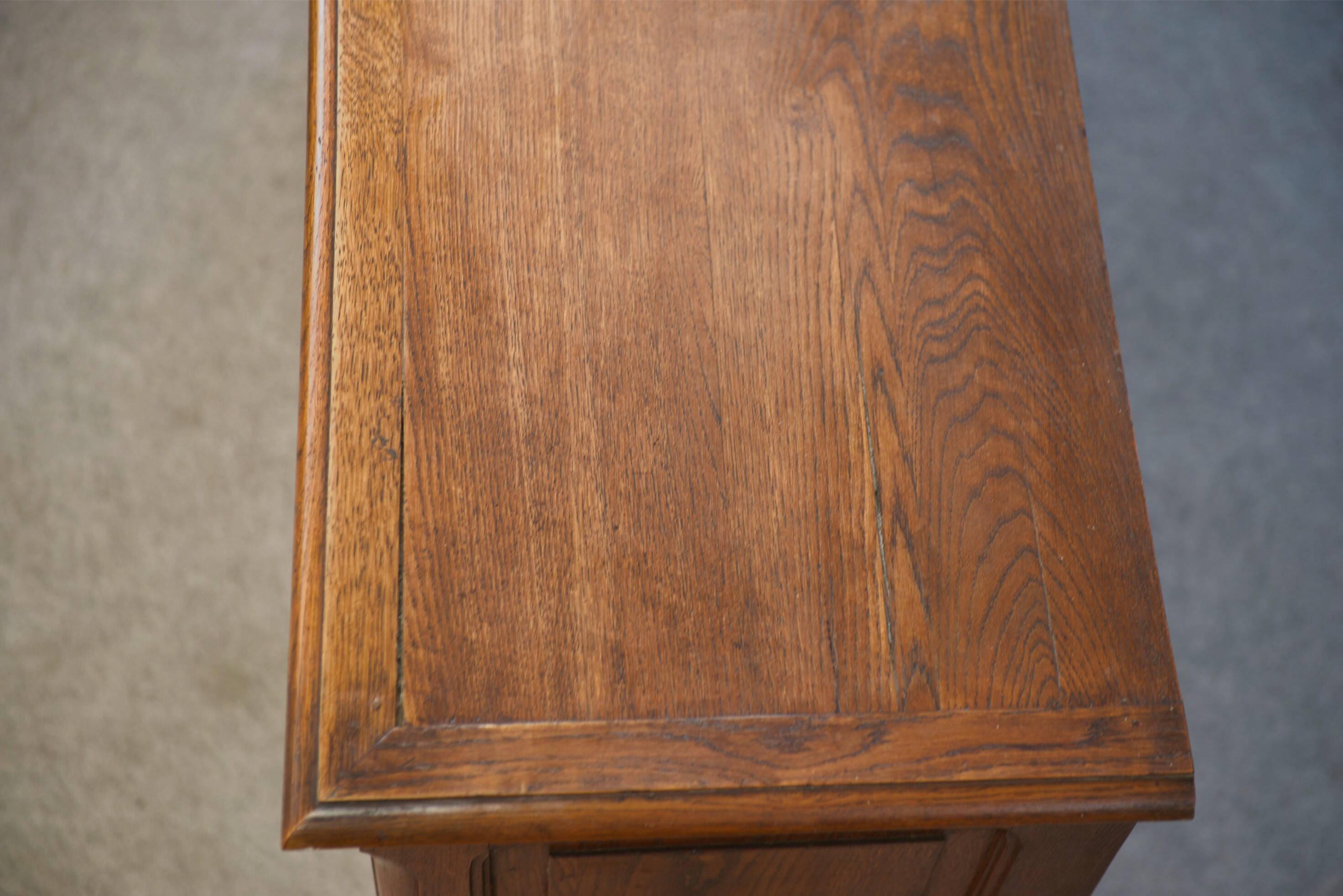 Pair of solid oak bookshelves from the 1920s.