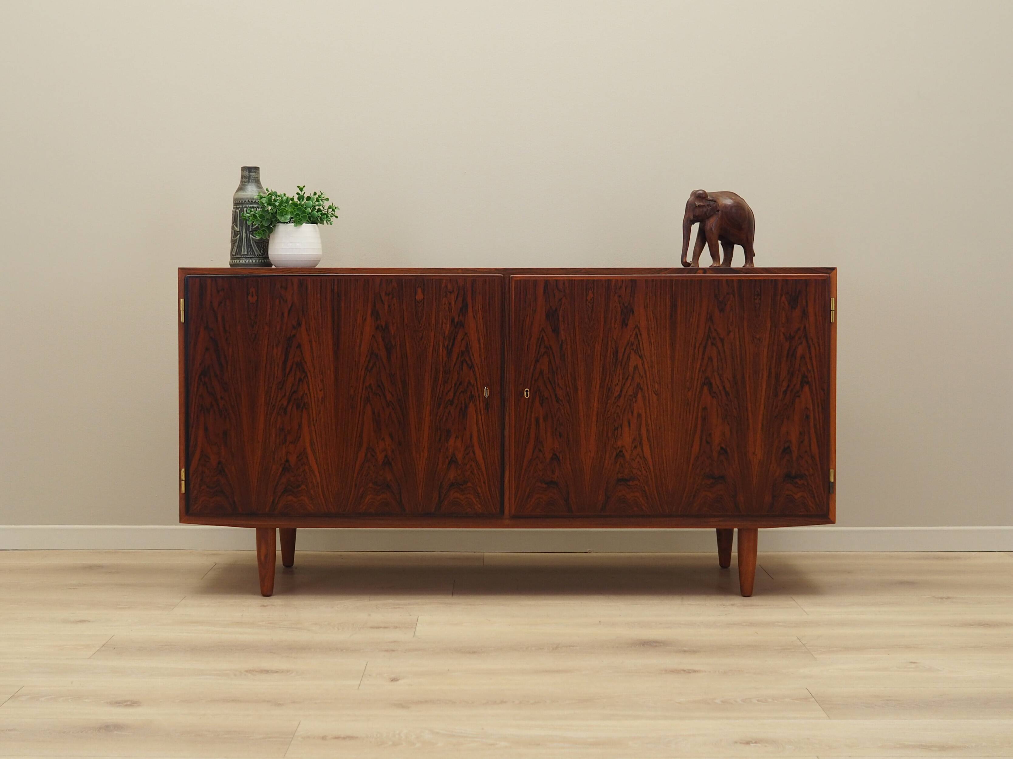 Rosewood cabinet, Danish design, 1970s, designer: Carlo Jensen, production: Hundevad