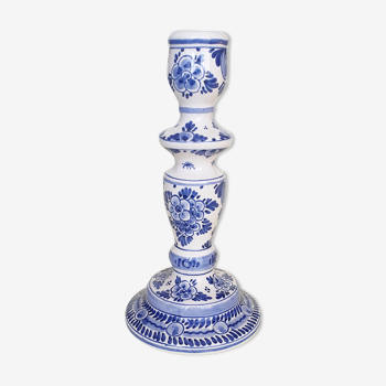 Bougeoir en porcelaine peinte de Delft