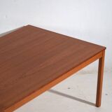 Vintage Scandinavian coffee table in beech wood – Nordic design (circa 1960–1970)