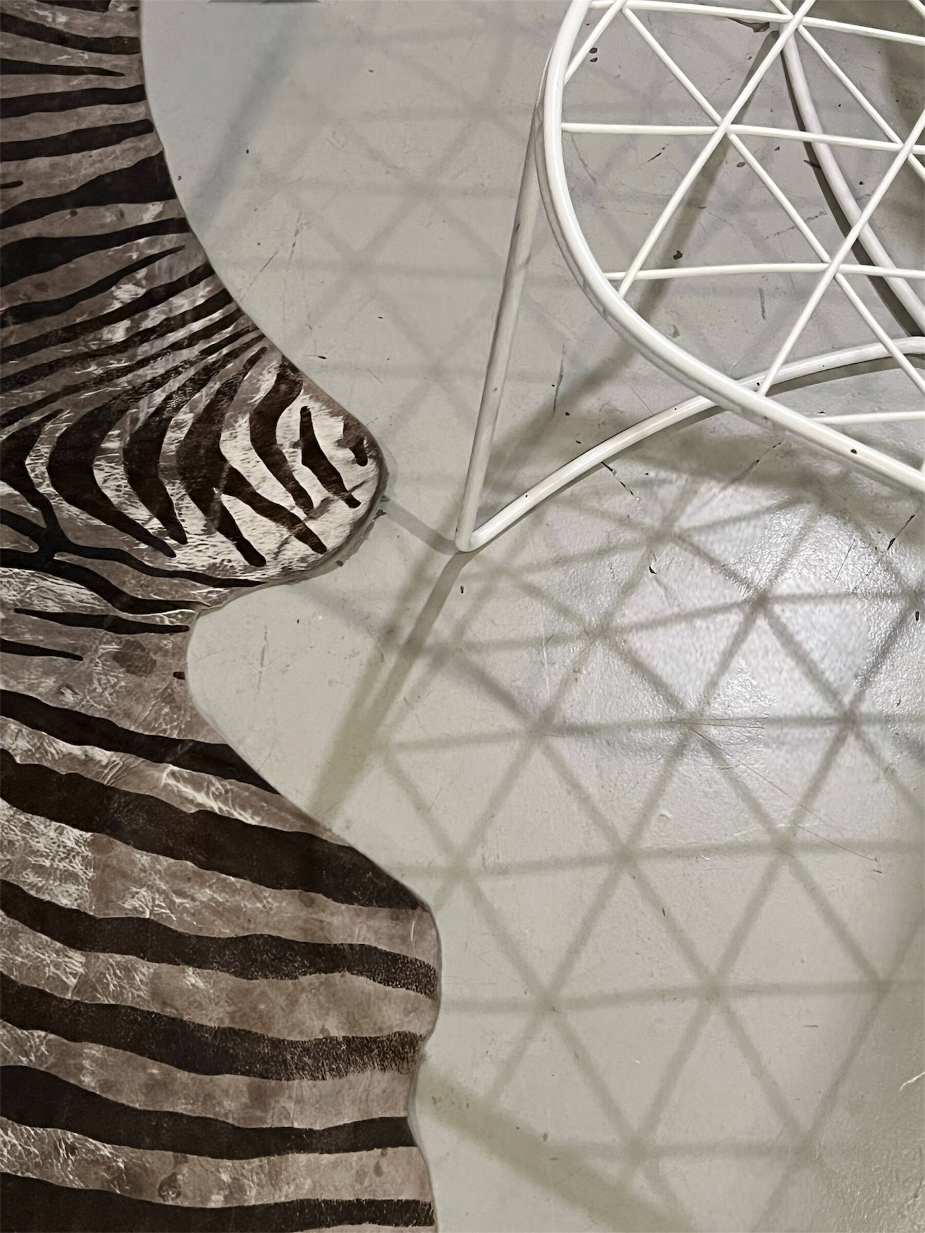 White metal bikini mesh design chair