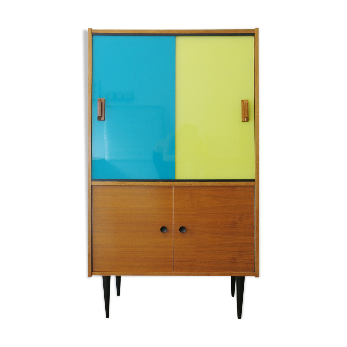 Bookcase of the 1960s