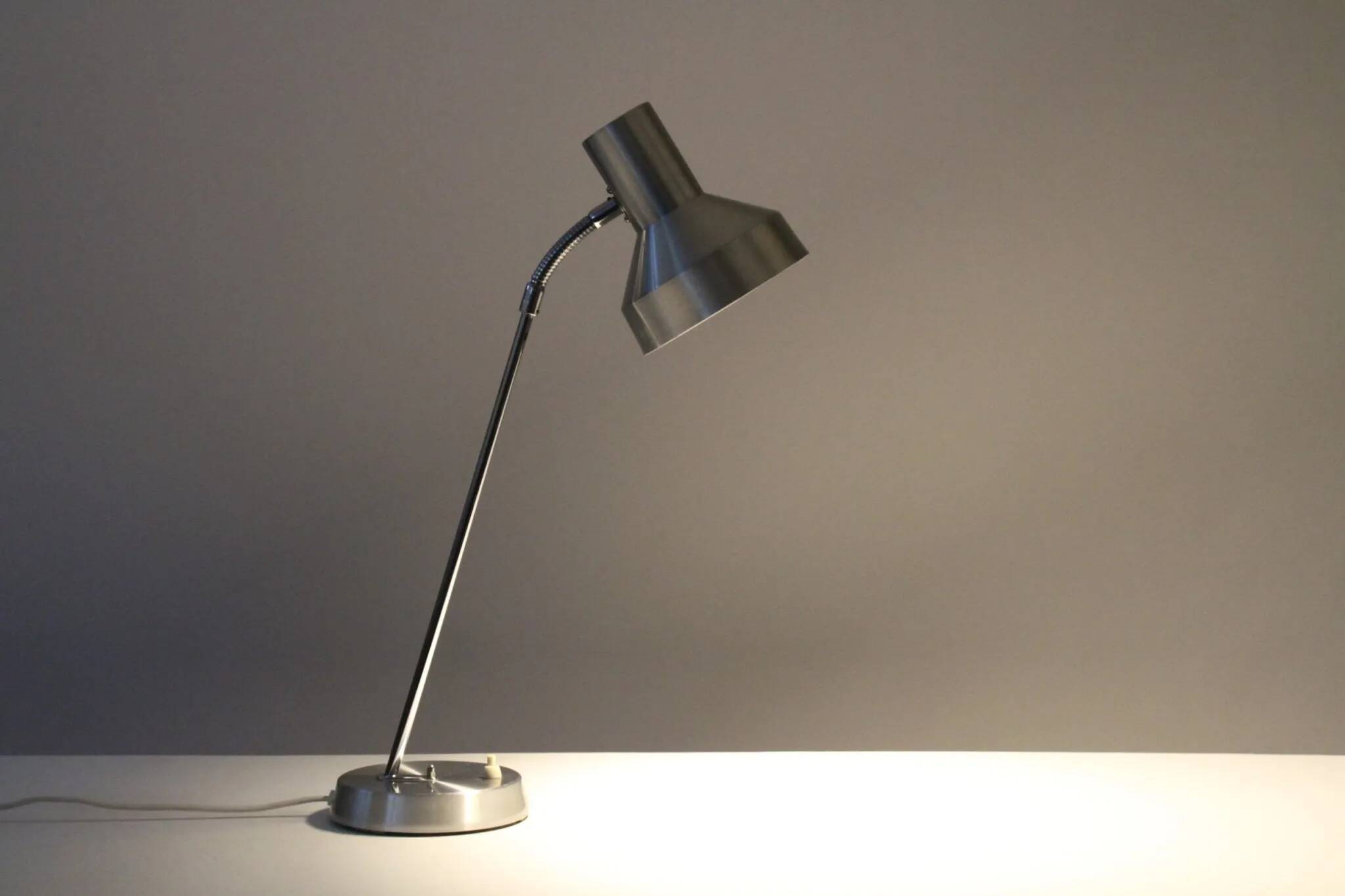 Eric Wärnå for EWÅ Armaturfabrik, Värnamo, Sweden — Model B-71 Desk Lamp, 1970s