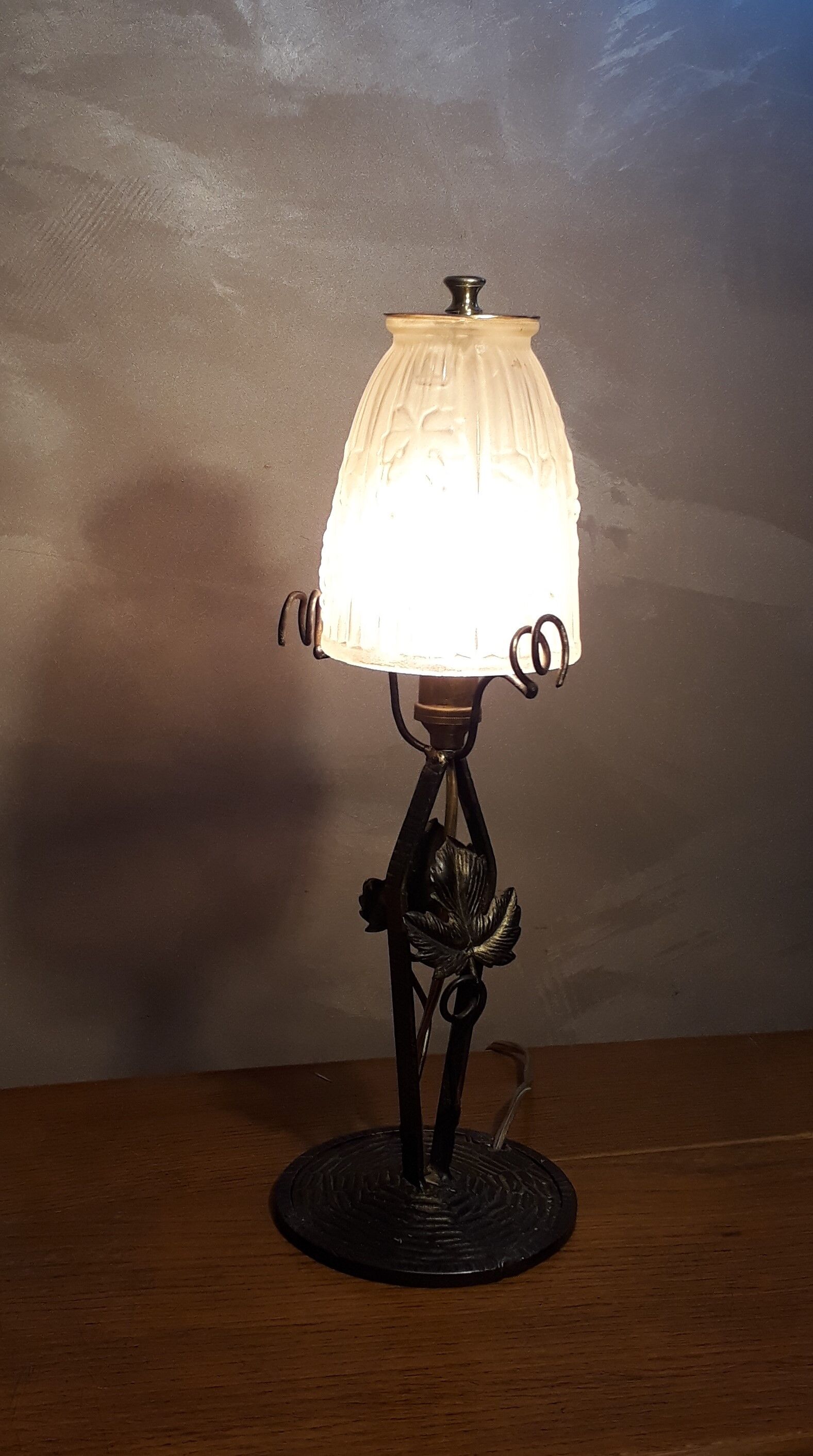 Black wrought iron lamp with gold patina