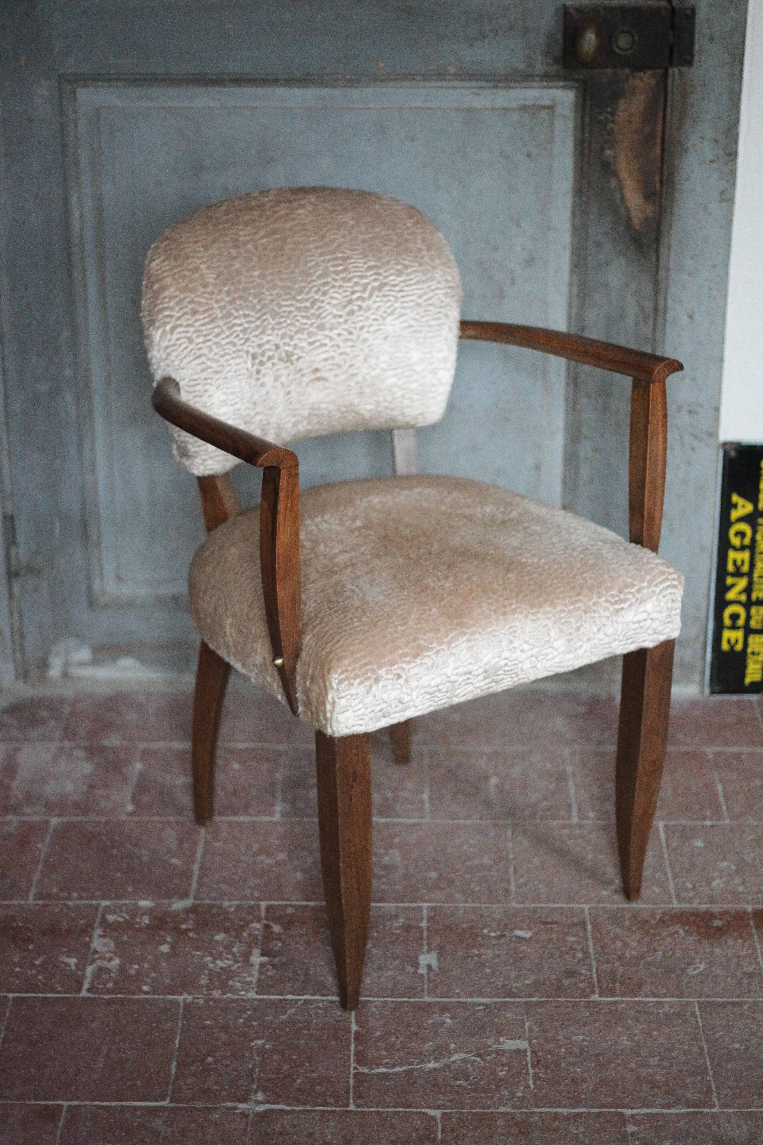 Pair of bridge chairs in wood and powder pink satin-effect fabric, Art Deco style