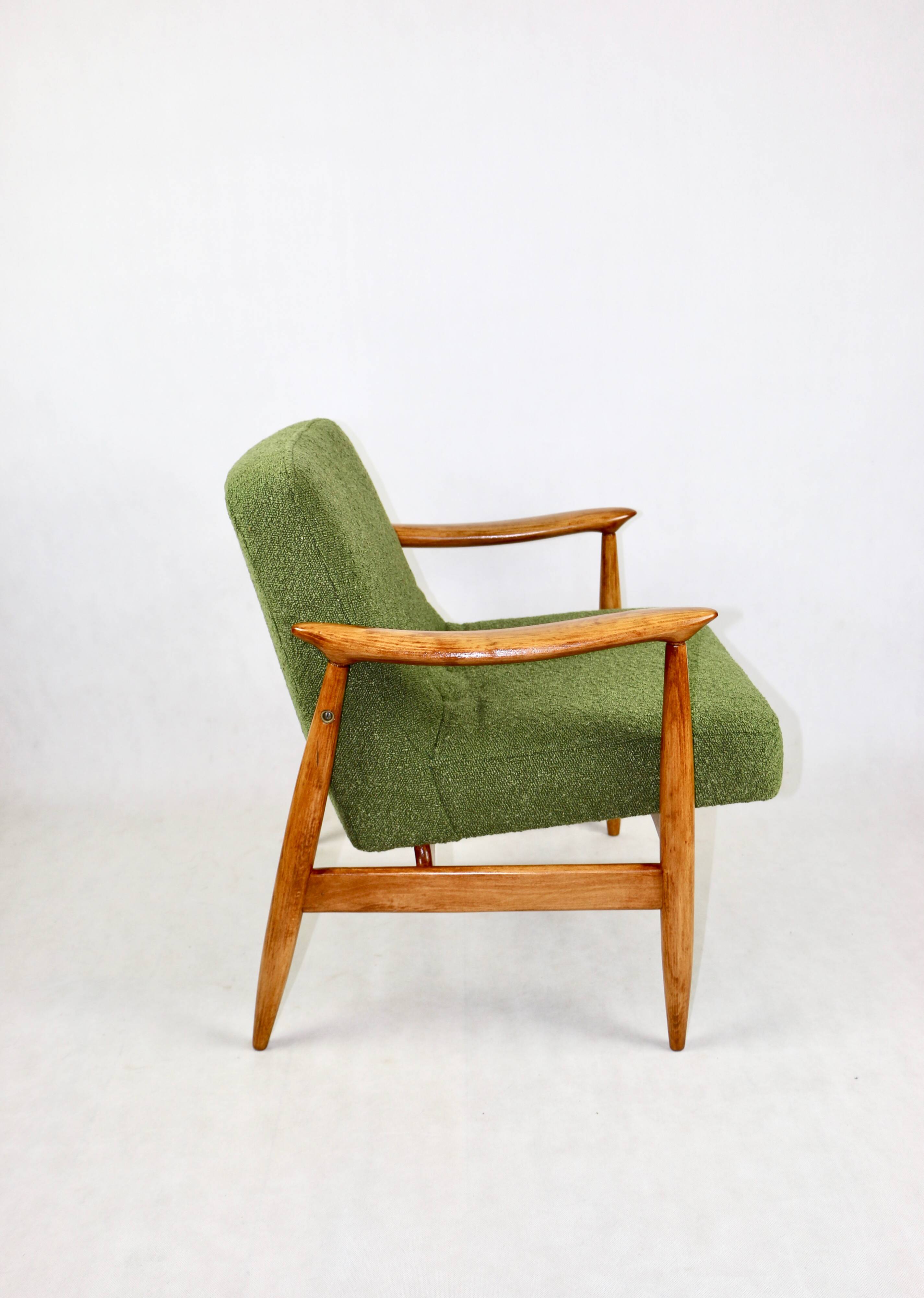 Vintage armchair GFM 300-202 design J.Kedziorek Loft 70s green boucle - 2 pieces available