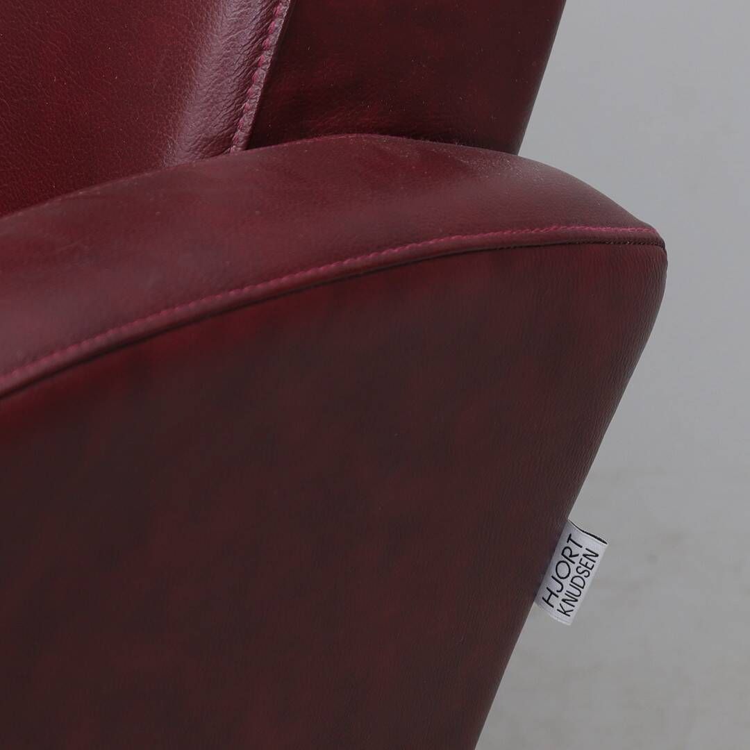 Hjort Knudsen (Denmark) — Swivel Lounge Armchair — Leather Upholstery