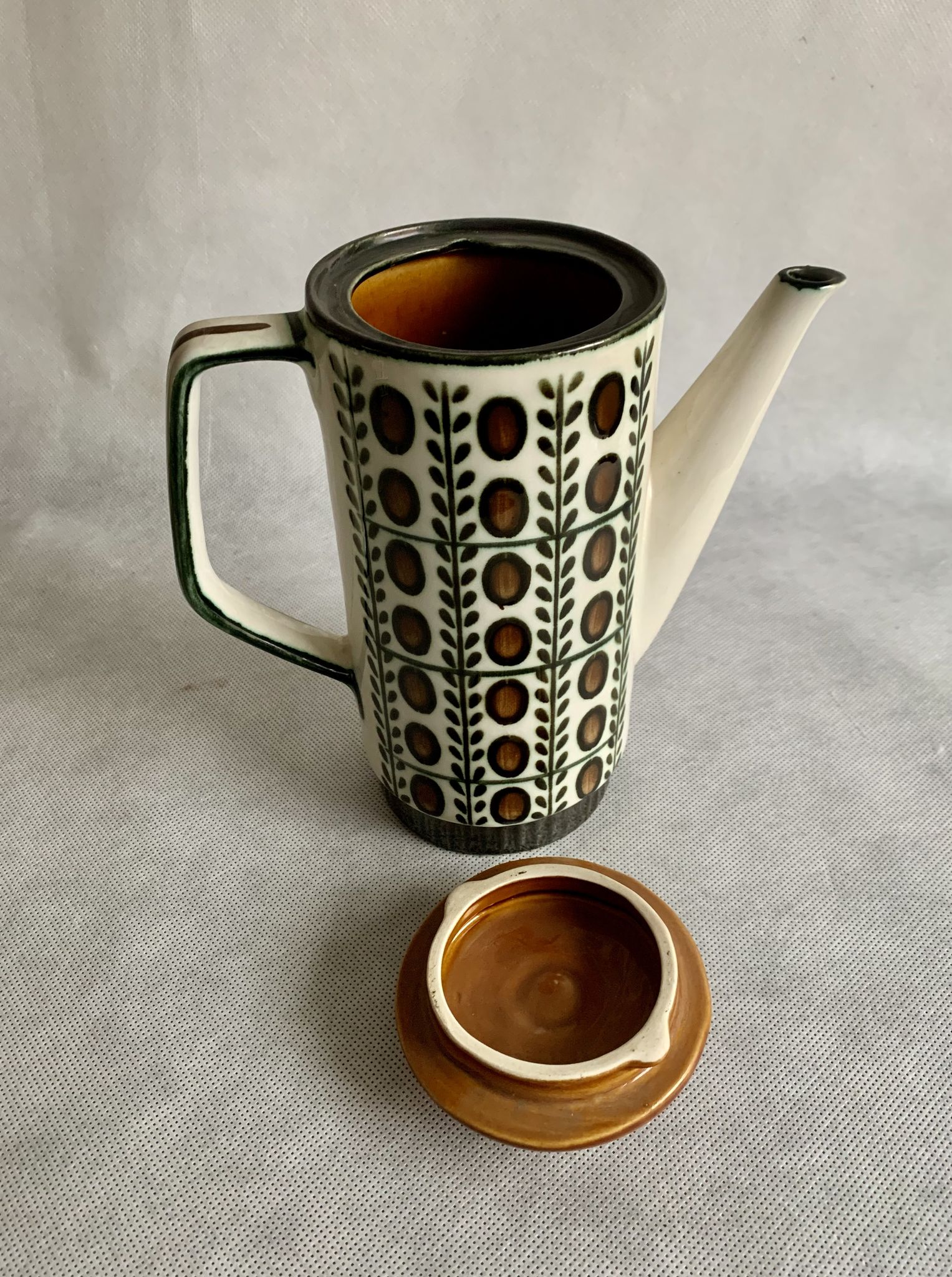 Pottery teapot Boch Rambouillet Noix, 1960s