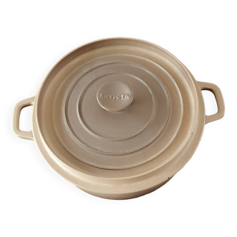 Cocotte en fonte émaillée invicta ronde 27cm