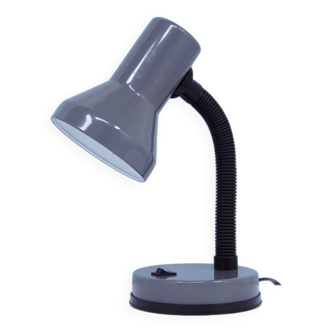 Gray bendable desk lampu