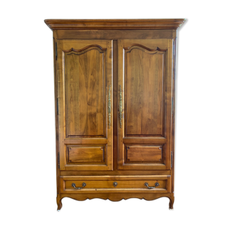 Armoire merisier style Louis XV