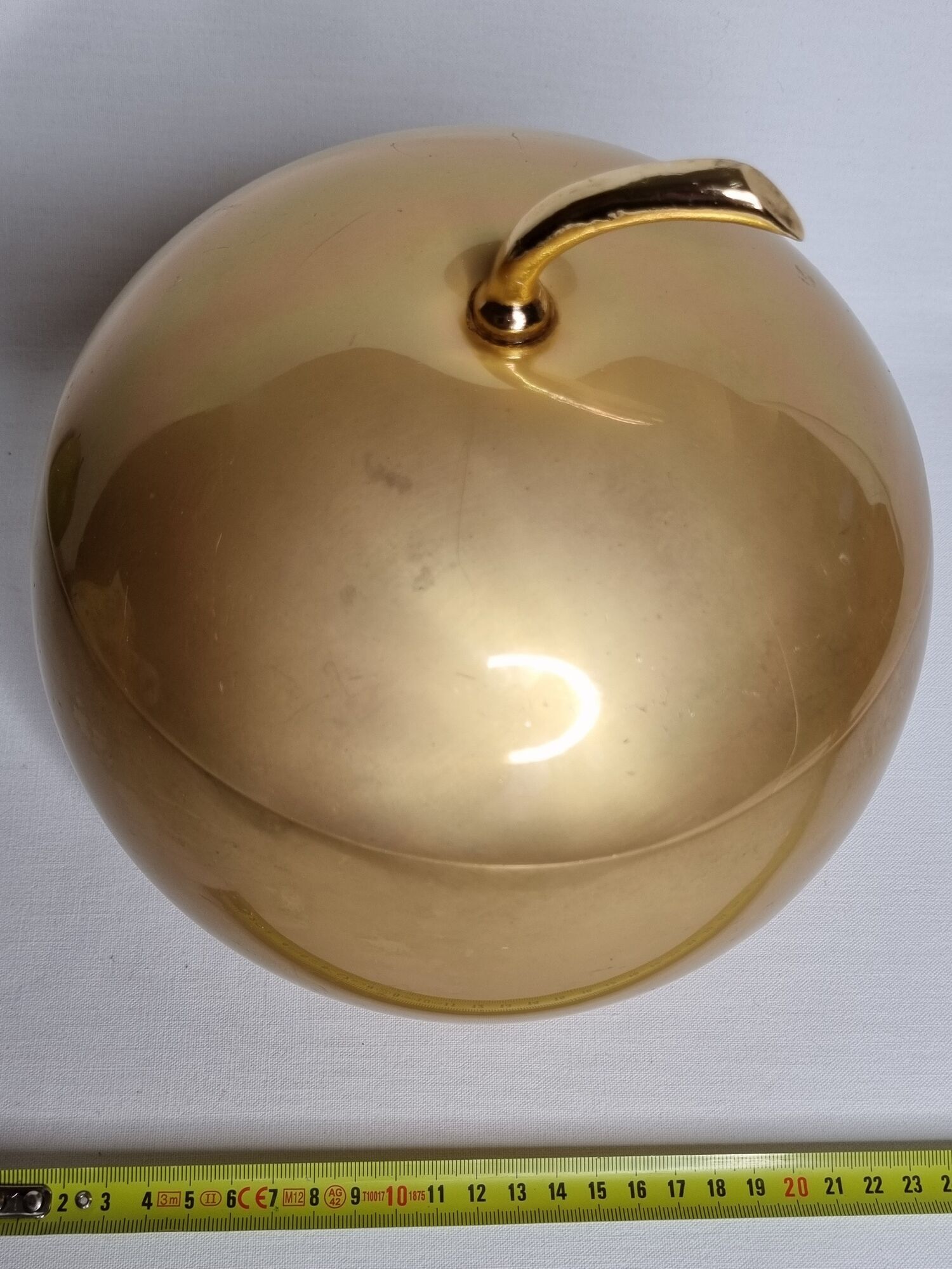 Spherical ice bucket in metallized aluminium, Luxium France, 23 cm