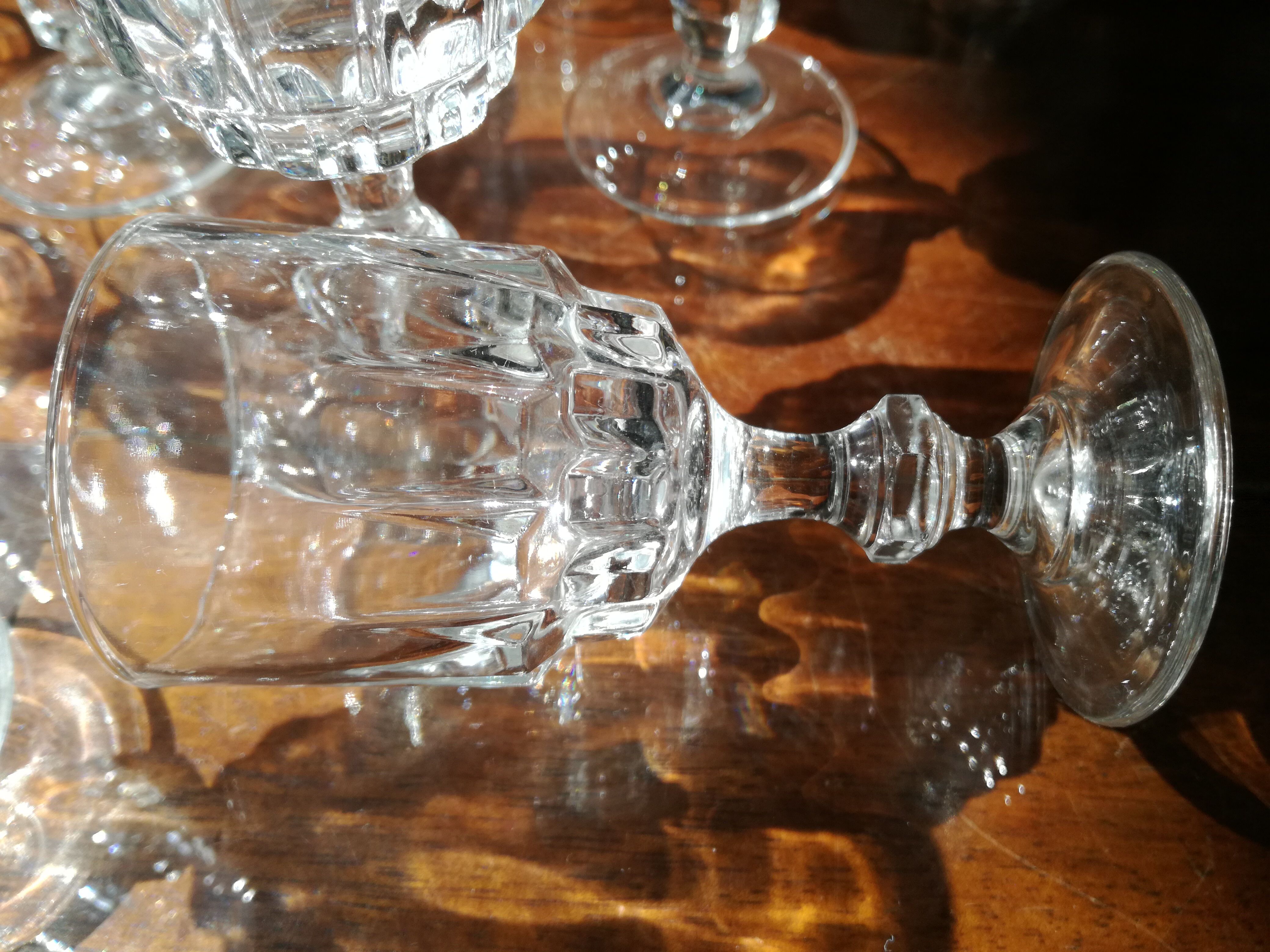 Lot de 11 Verres à liqueur en cristal