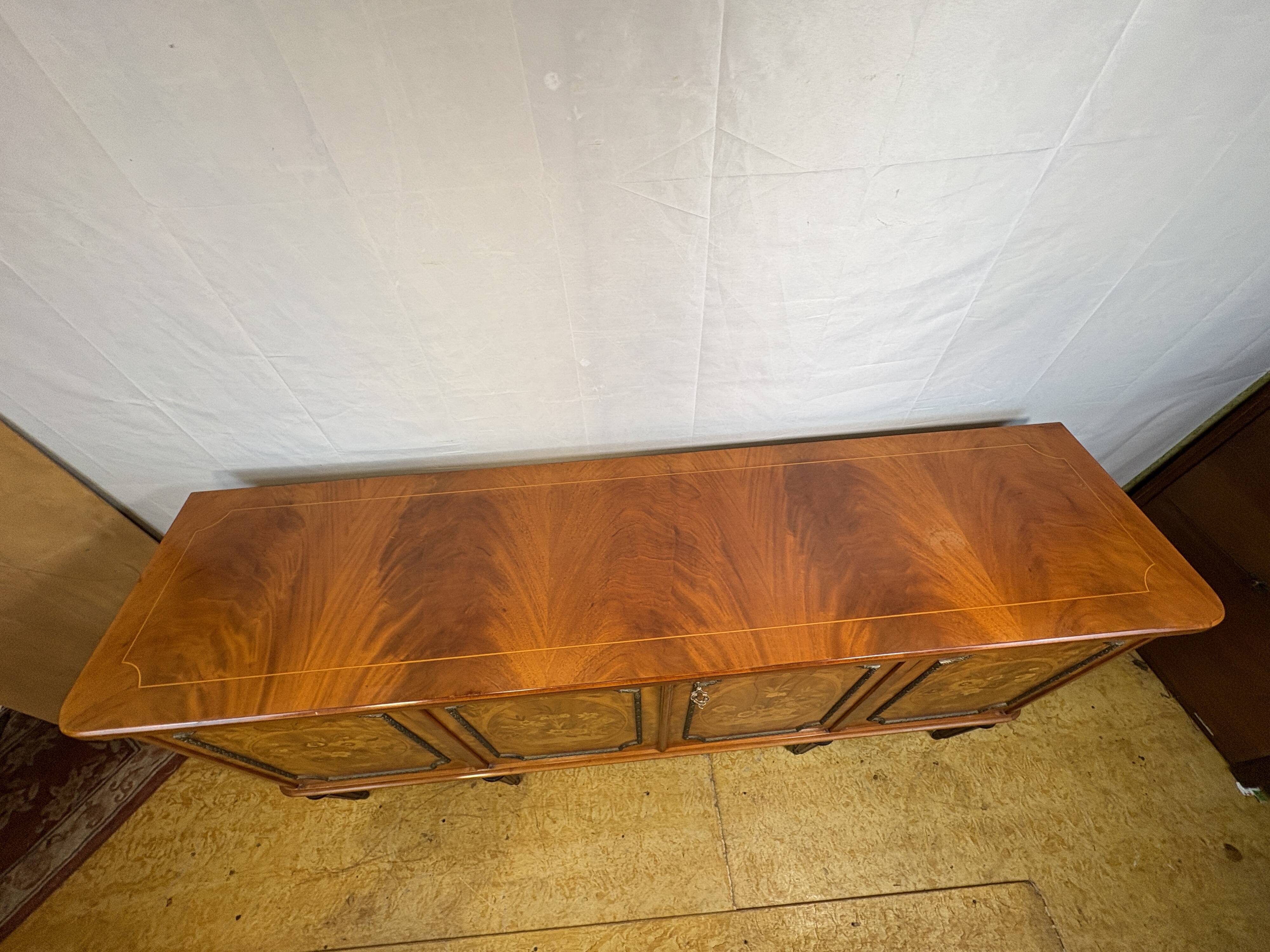 Exceptional Antique Marquetry Inlaid Hall Console / Sideboard – Circa 1900