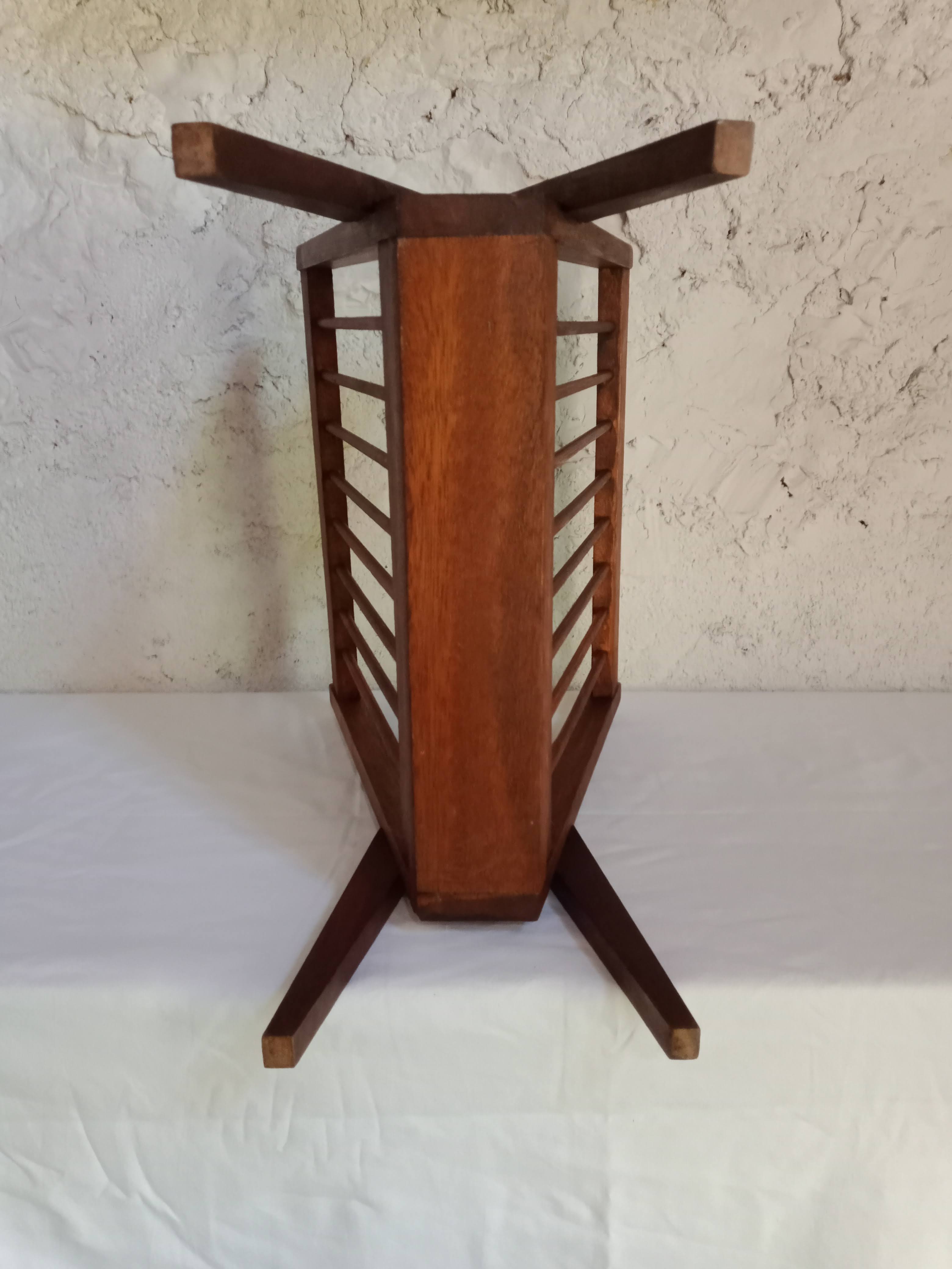 Newspaper holder compass feet 50s