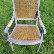 Fauteuil Louis XVI en cannage, milieu du XIXe siècle