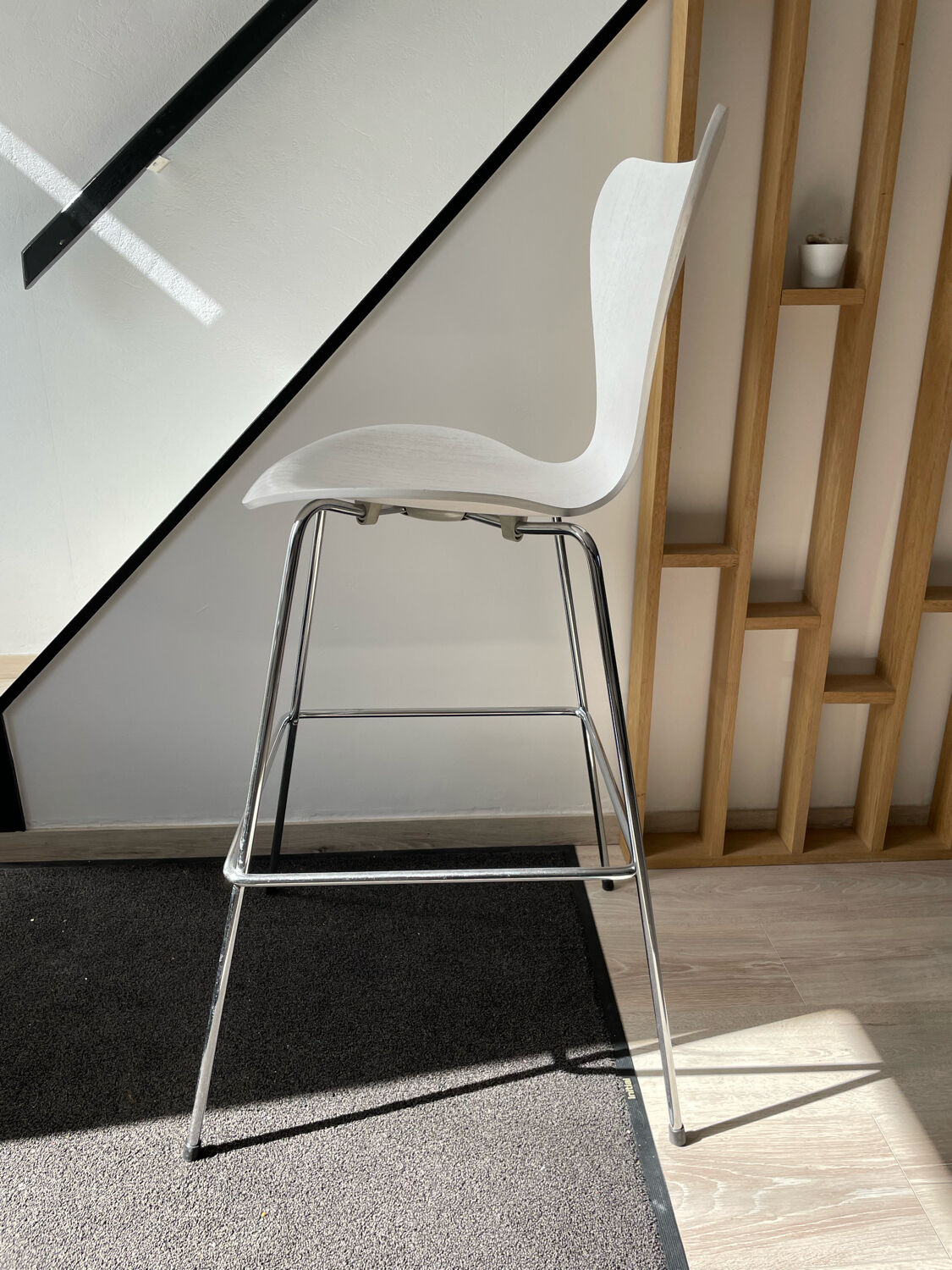 High chair design Arne Jacobsen, edition Fritz hansen
