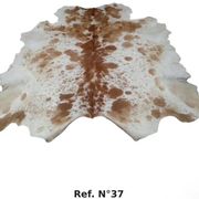 Genuine cowhide rug 1.9 x 1.9 m - Ref. 37