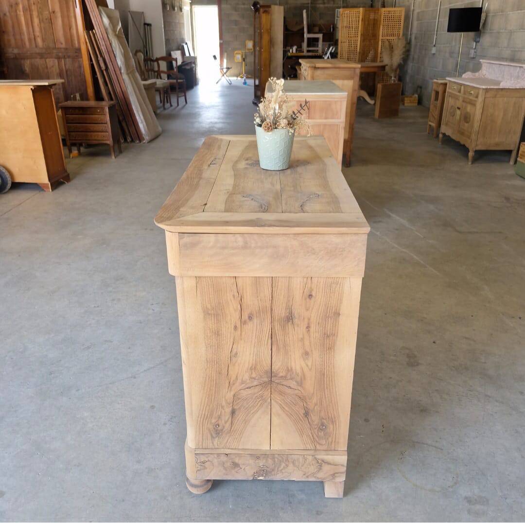 Commode Louis-Philippe en noyer – entièrement aérogommée