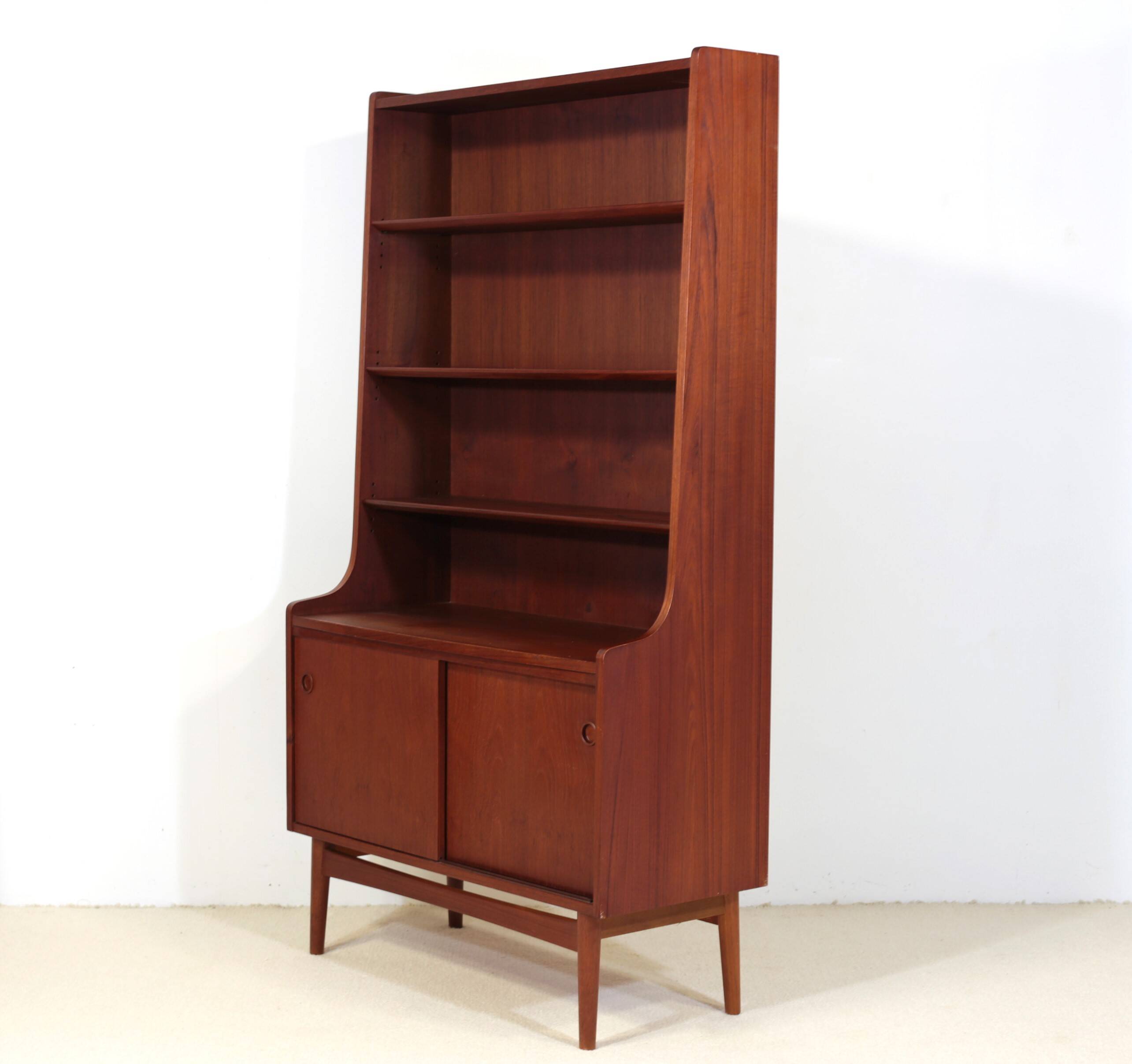 Library buffet Johannes Sorth