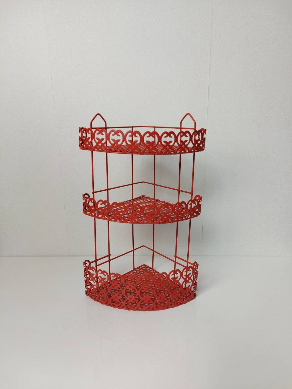 Iron corner shelf