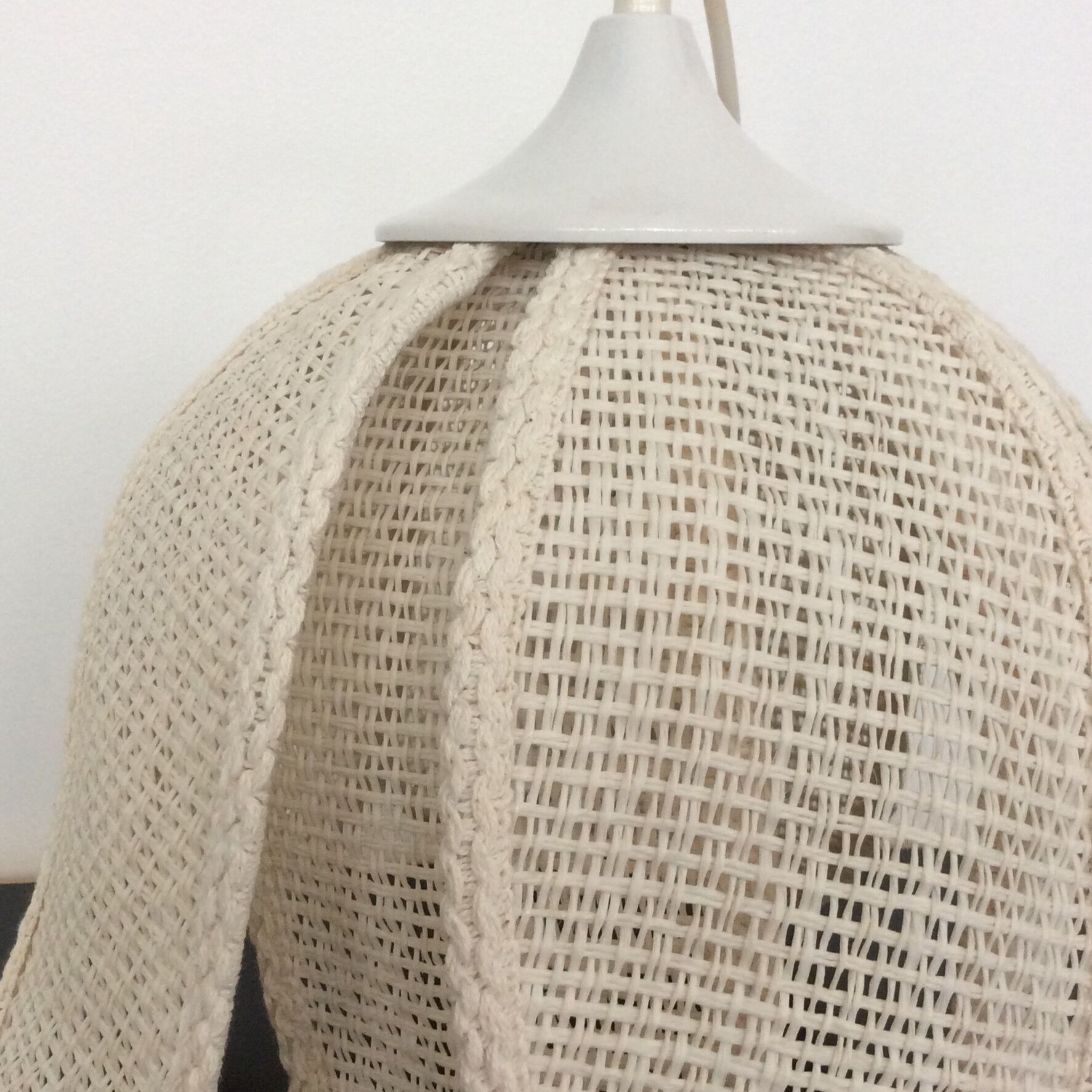 Vintage flower hanging lamp