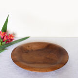Round artisanal walnut dish