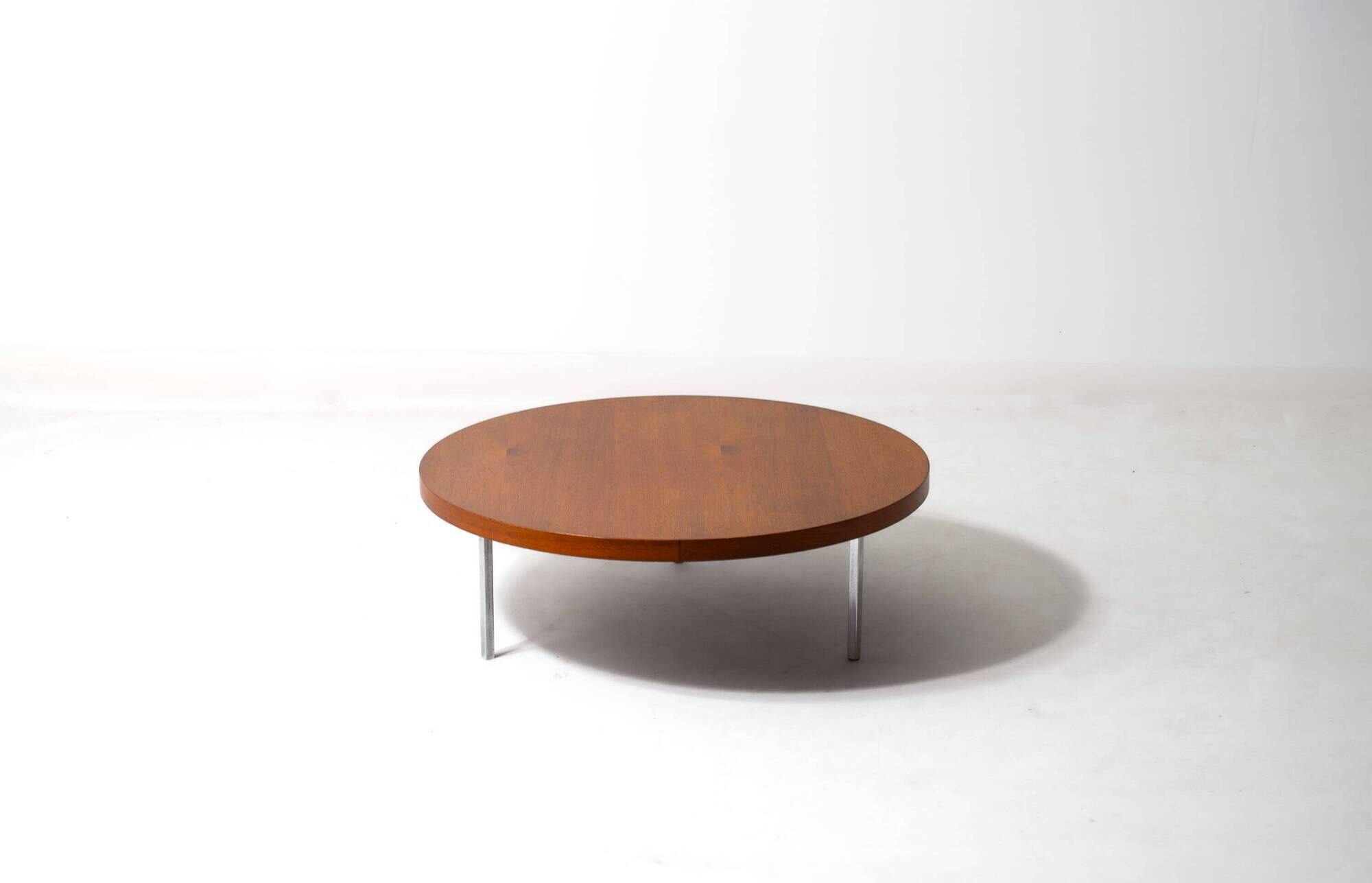 Table basse ronde Koh Liang Le