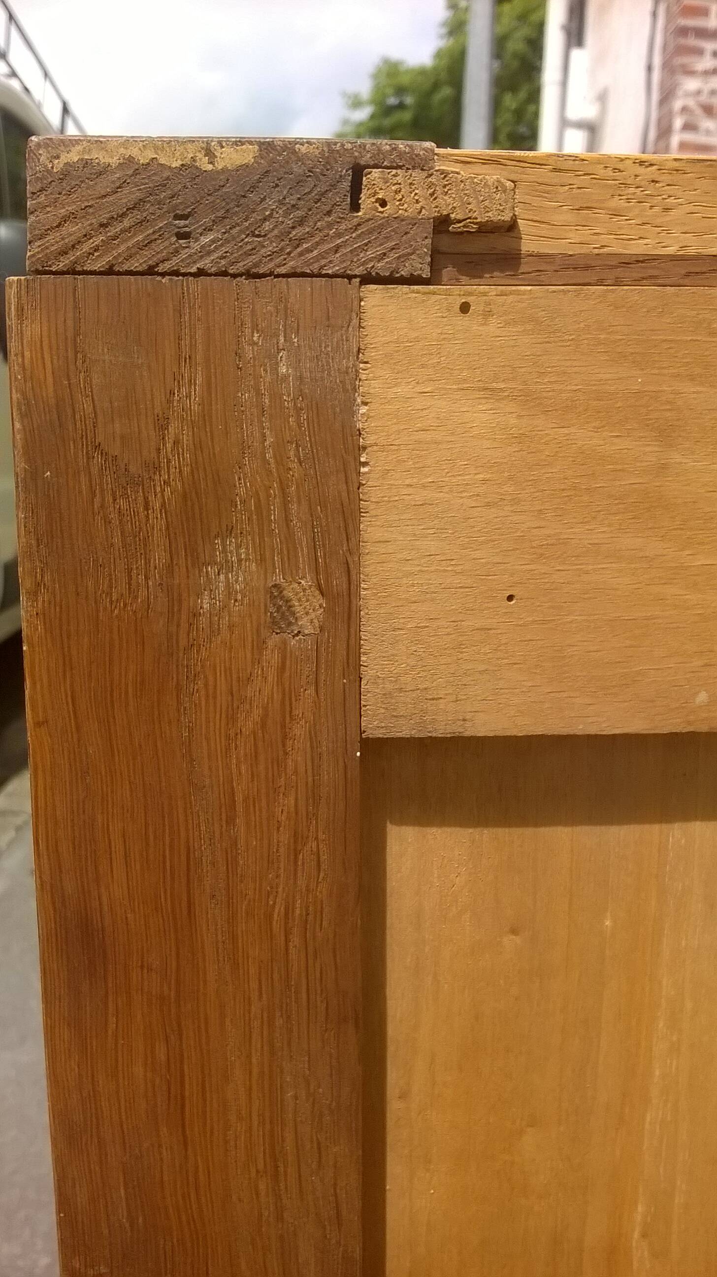 Parisian chest of drawers, Brut Art Deco